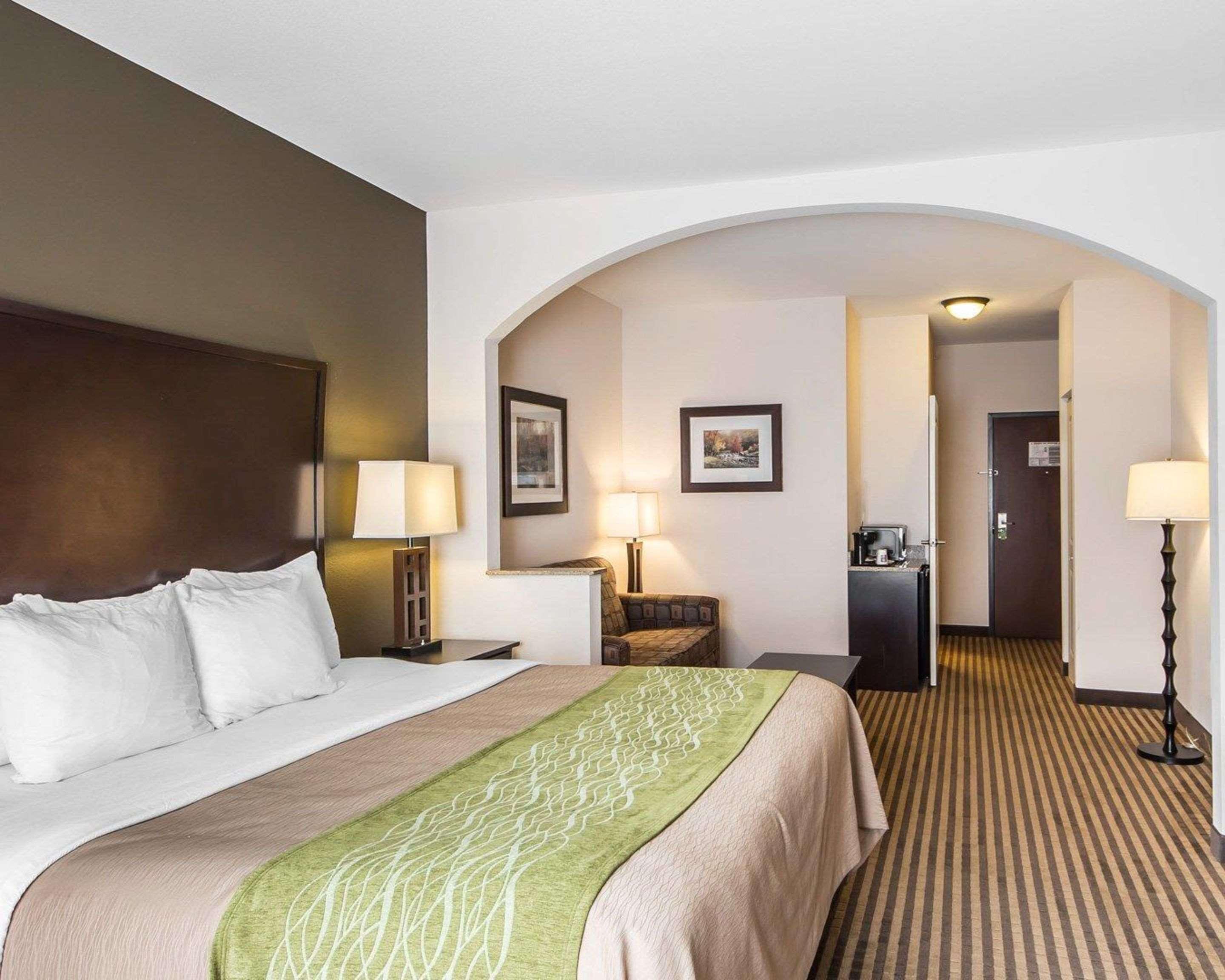 Comfort Inn & Suites Alva Luaran gambar