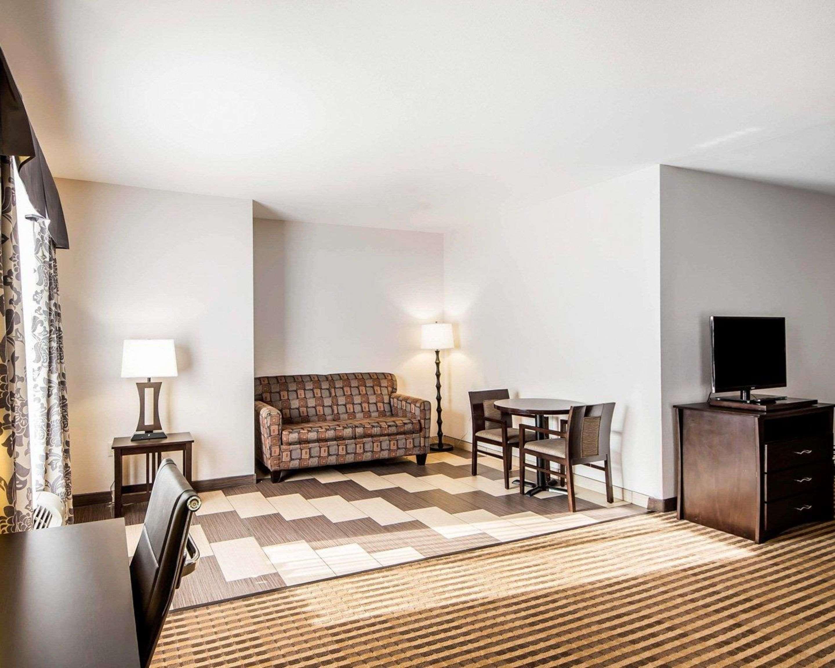 Comfort Inn & Suites Alva Luaran gambar