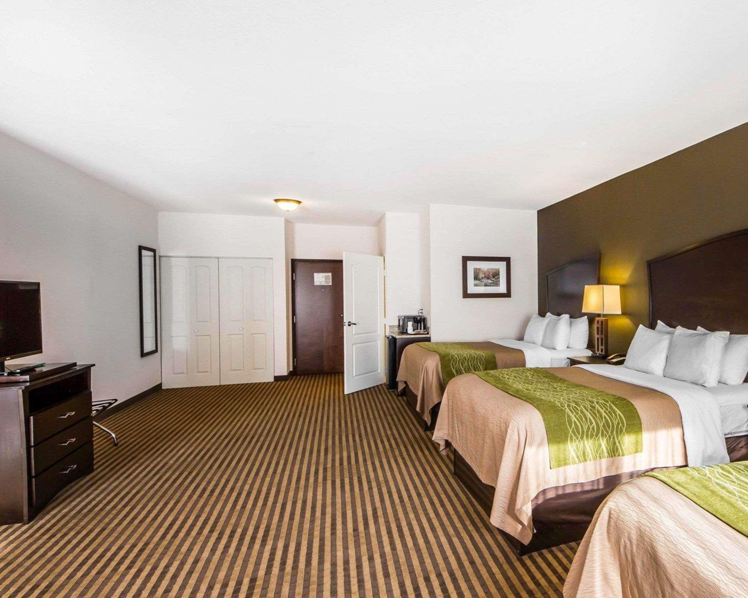 Comfort Inn & Suites Alva Luaran gambar
