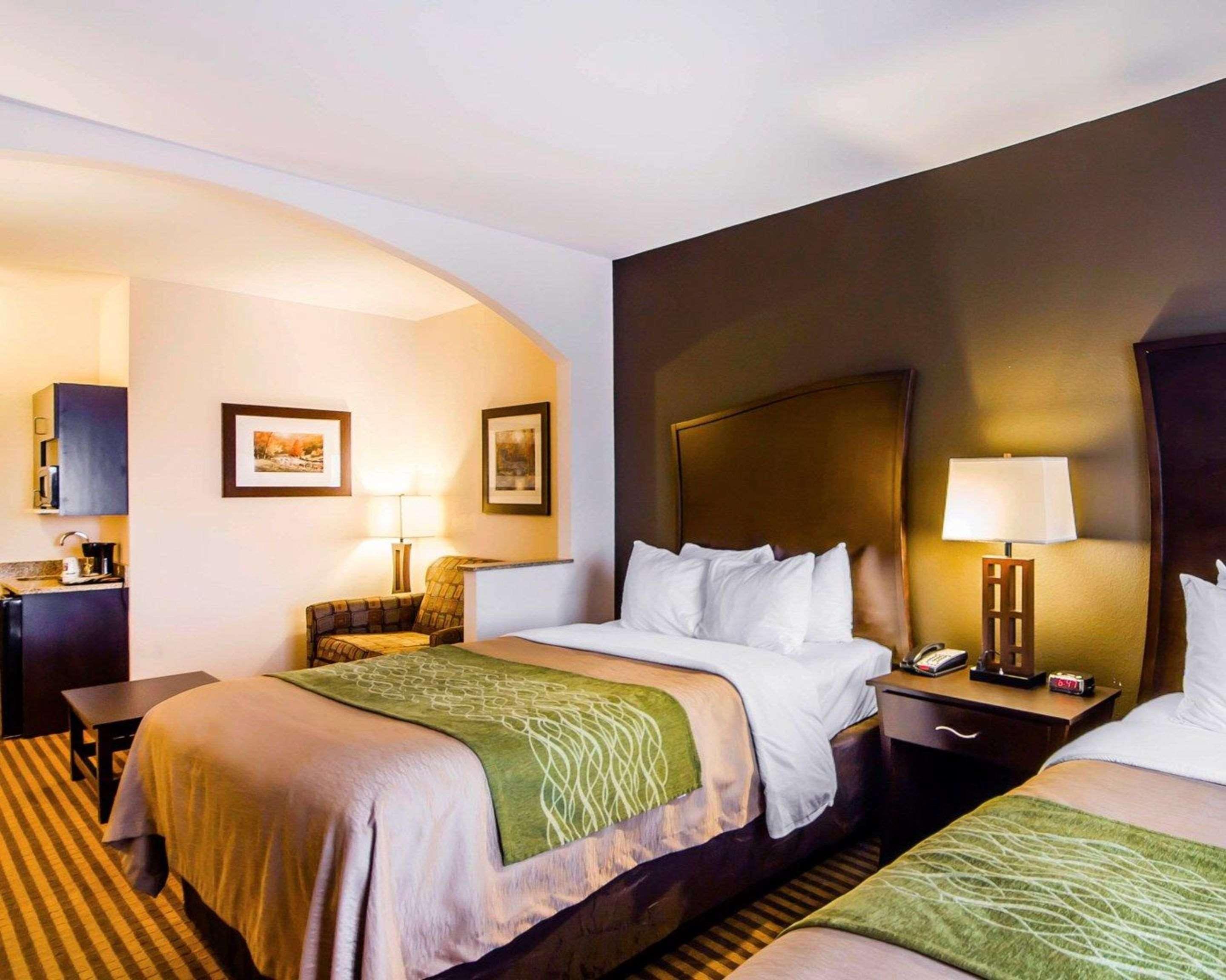 Comfort Inn & Suites Alva Luaran gambar