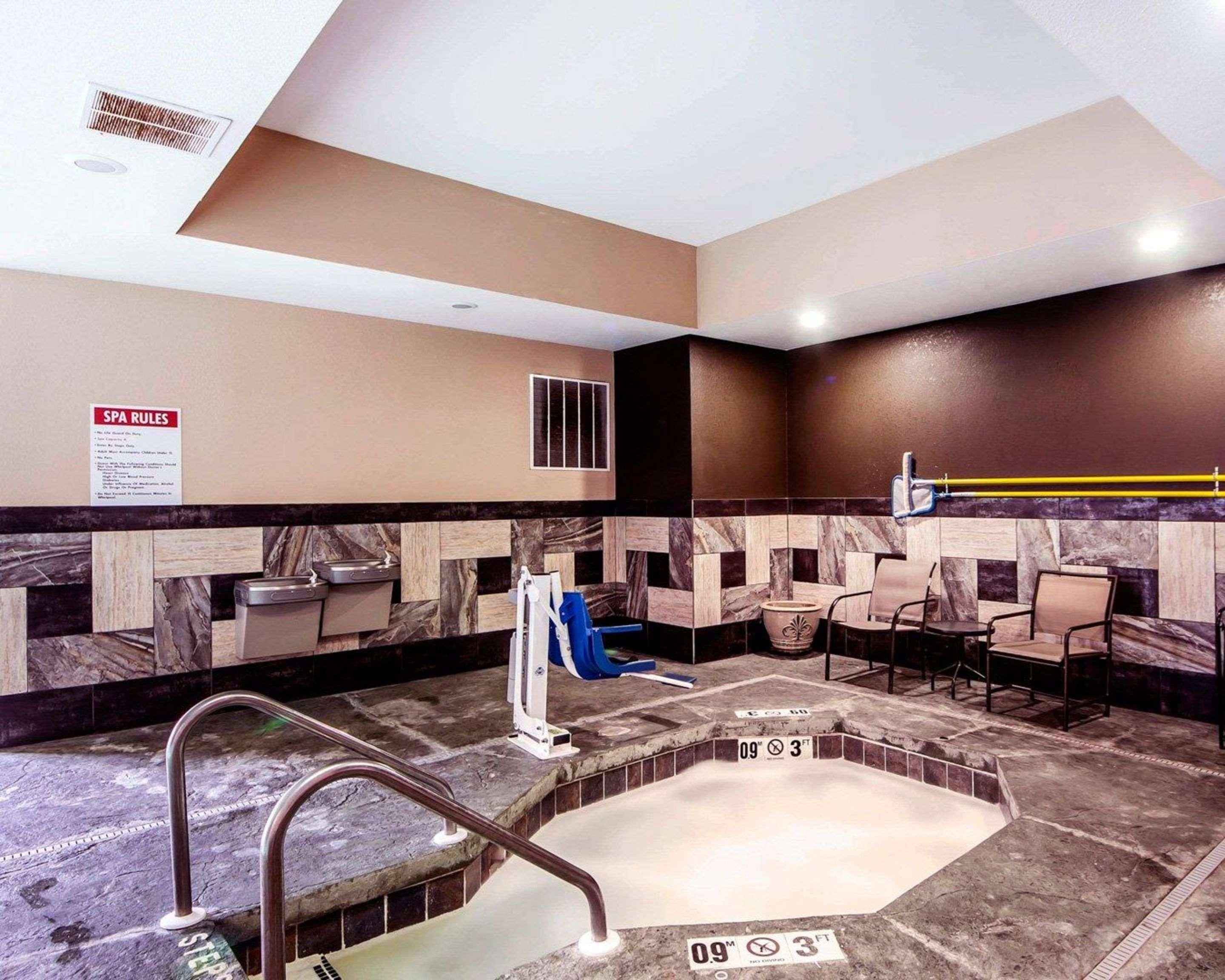 Comfort Inn & Suites Alva Luaran gambar