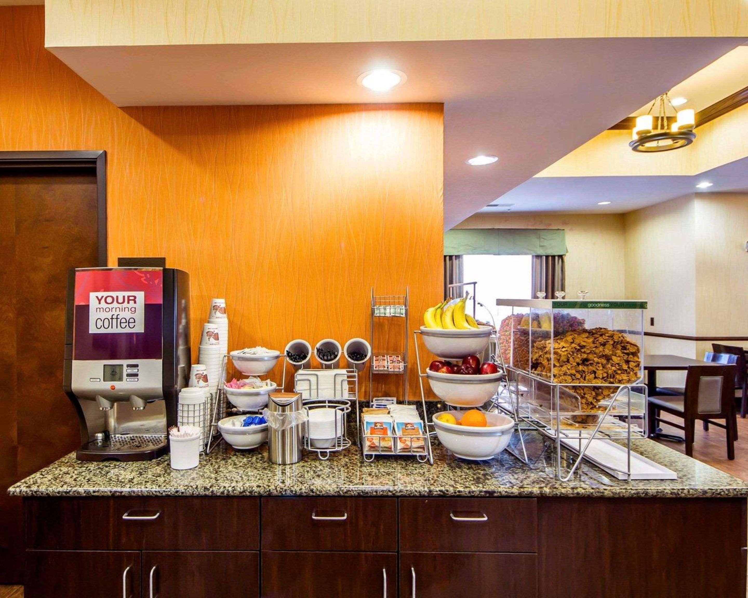 Comfort Inn & Suites Alva Luaran gambar