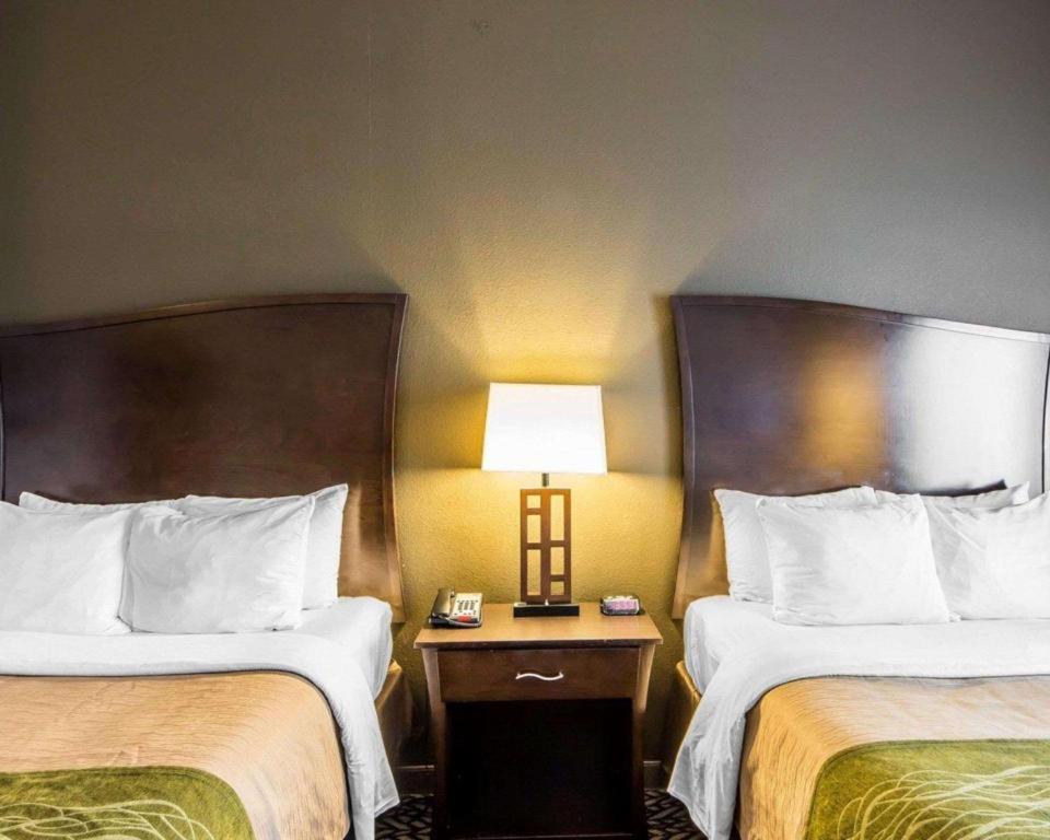Comfort Inn & Suites Alva Luaran gambar
