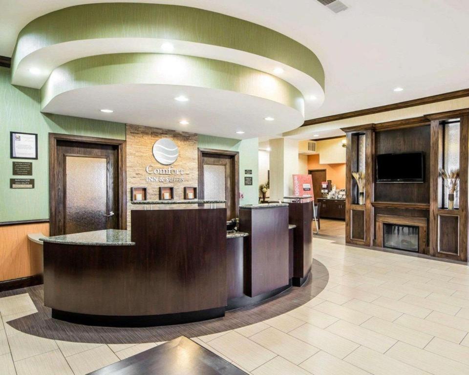 Comfort Inn & Suites Alva Luaran gambar